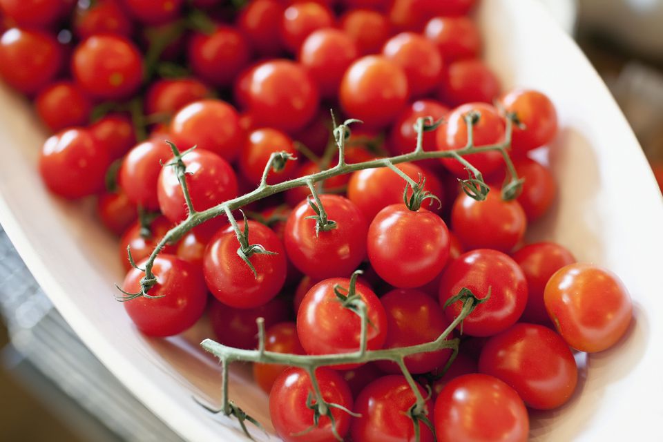 Потребители переходят на томаты черри и брокколи